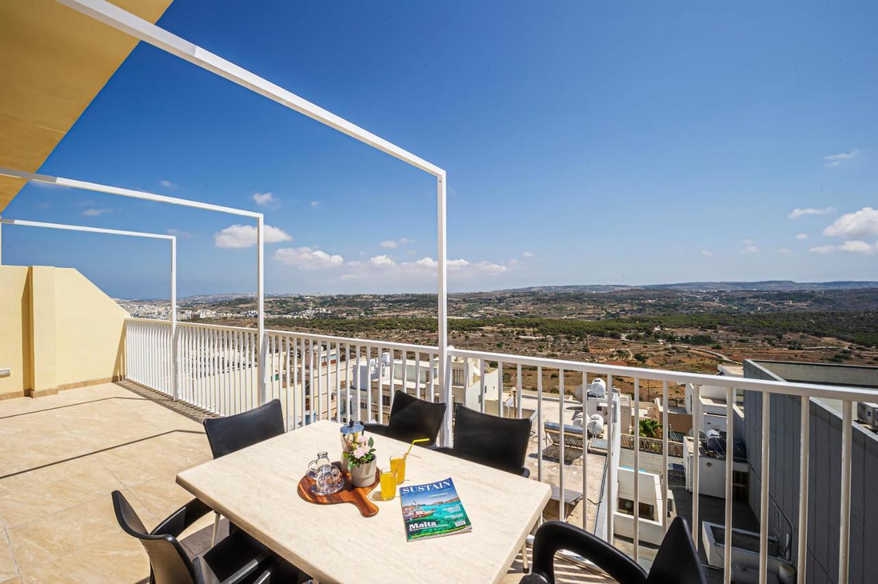Summer Breeze Penthouse With Private Hot Tub & Terrace With Panoramic Views, By Getawaysmalta Mellieha Exterior photo